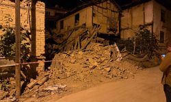 6.1 büyüklüğündeki deprem Eskişehir'in komşusunda hasar bıraktı