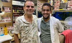 Eskişehirli esnaf, zihinsel engelli Faruk'a 16 yıldır kendi evladı gibi bakıyor
