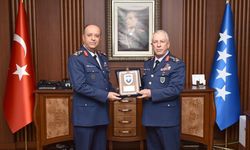 Orgeneral Güneykaya, Muharip Hava Kuvveti Komutanlığı görevini Korgeneral Dalkıran’a devretti