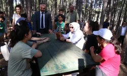 Eskişehir'de çocuk hizmetleri genel müdürü çocuklarla bir araya geldi