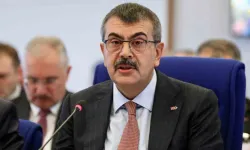 "Öğretmenlerimiz, bu ülkenin temel değerlerini yaşatma sorumluluğunu taşıyan kanaat önderleridir"