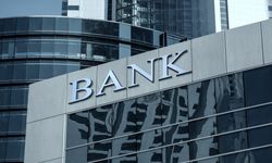 Parası olanlar aman dikkat! Dev banka çoğu şubesini kapatmaya başladı