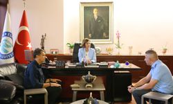 Otobüs sefer halindeyken fenalaşmıştı: Başkan Ünlüce'den kahraman şoföre teşekkür