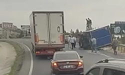 Eskişehir yolunda kaza: Kontrolden çıkan kamyon devrildi