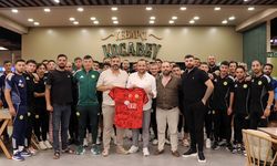 Eskişehirspor ailesi akşam yemeğinde buluştu