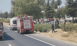 Eskişehir'de kontrolden çıkan araç kayalara çarptı