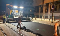Eskişehir Büyükşehir şehir merkezindeki yolları yenilemeye devam ediyor