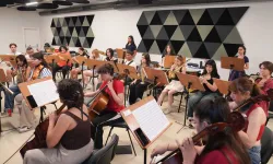 İki Elin Sesi Var Gençlik Senfoni Orkestrası Yeni Türkü ile Eskişehir'de konser verecek