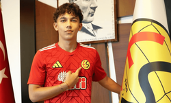Eskişehirspor genç yeteneği kadrosuna kattı