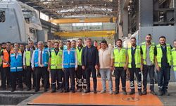 TÜRASAŞ Genel Müdürü Koçbay, Eskişehir'de E5000 lokomotif üretimini inceledi