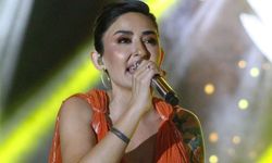 Melek Mosso konserde isyan etti: "Hakkımı helal etmiyorum..."