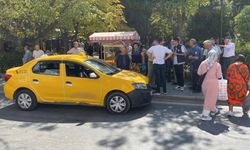 Eskişehir'de ticari taksi yaşlı adama çarptı: Şoför şoka girdi