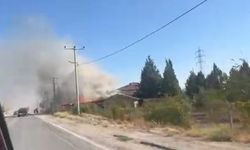Eskişehir'deki kereste fabrikasında yangın! Dumanlar gökyüzünü kapladı
