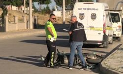 Komşuda kaza yapan motosiklet hurdaya döndü: 2 yaralı