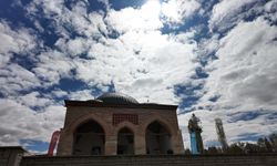 Tarihi Ulu Cami yeniden ibadete açıldı