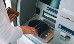 ATM’ler için flaş uyarı: Para çekerken bu yaşanırsa hemen yardım isteyin