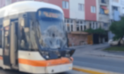Eskişehir'de tramvay ve motosiklet çarpıştı: 1 yaralı