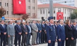 Rektör Adıgüzel Gaziler Günü törenine katıldı