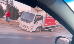 Eskişehir çevreyolunda panik anları: Kontrolünü kaybeden kamyon bariyerlere girdi