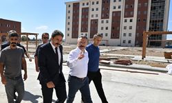 Eskişehir'e 2 bin kişilik öğrenci yurdu yapılıyor: Vali Aksoy çalışmaları yerinde inceledi