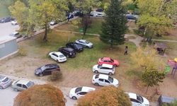 Eskişehir'de tepki çeken görüntü: Çocuk parkı otoparka döndü