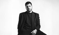 Ünlü şarkıcıdan konserinde İmamoğlu çıkışı: "Özgürlük bekledik"