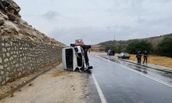 Komşuda kontrolden çıkan kamyonet devrildi: 1 yaralı