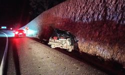 Komşuda otomobil istinat duvarına çarptı: 1 yaralı