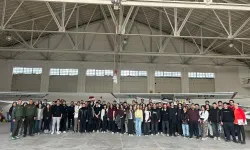 Eskişehir'i ziyaret eden üniversiteliler İnönü Havacılık Eğitim Merkezi'ni gezdi