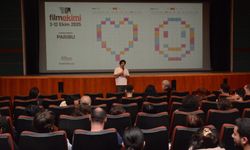 "Cam Sehpa" filmi Eskişehir'de sinemaseverlerle buluştu