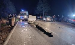 Emirdağ'da iki otomobil çarpıştı: 4 çocuk yaralandı