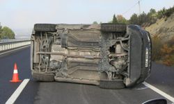 Komşuda otomobil devrildi: 1 yaralı