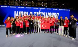 Kadın sporculardan tarihi başarı: Türkiye Dünya Taekwondo Şampiyonu oldu