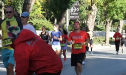 AKUT, orman şehitleri anısına Runkara Yarı Maratonu’nda koştu