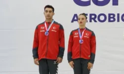 Ayşe Begüm Onbaşı ve Can Derviş'ten gümüş madalya