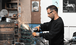 Eskişehirli genç deniz tutkusunu metalle birleştirdi