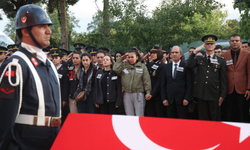 Feci kazada şehit olan jandarma personelleri gözyaşlarıyla memleketlerine uğurlandı