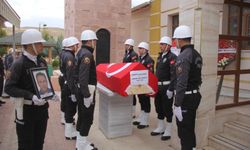 Eskişehir'de hayatını kaybeden polis son yolculuğuna uğurlandı