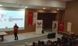 Eskişehir'de yurt öğrencilerine “Terörle Mücadele” ve “Gençlik ve Güvenli Gelecek” eğitimi