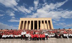 LÖSEV'den 100 bine yakın katılımcı Anıtkabir'de buluştu