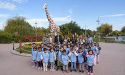 Eskişehir'de minikler Hayvanat Bahçesi'nde buluştu