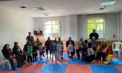 Eskişehir'de miniklerden yaşlılar gününde anlamlı buluşma