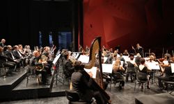 Eskişehir Büyükşehir Belediyesi Senfoni Orkestrası'ndan büyüleyen konser