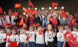 Tepebaşı'nda Cumhuriyet’in 102. yılı minikler ve büyüklerin ortak sevinciyle kutlandı
