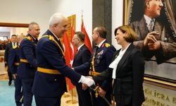 Başkan Ünlüce: "Cumhuriyet şehri Eskişehir’imizin ve tüm ulusumuzun Cumhuriyet Bayramı kutlu olsun"