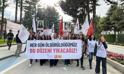 Eskişehir'de kadın cinayetlerine karşı çağrı: "Kaçacak delik arayacaksınız"