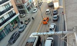 Eskişehir’de araçlar tramvay yolunu işgal etti!