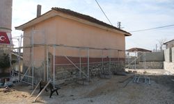 Eskişehir'de köy konağı yenileniyor