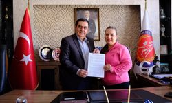 Mahmudiye’de sahipsiz köpekler için rehabilitasyon protokolü imzalandı