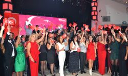 Özel Ümit Hastaneleri Cumhuriyet coşkusuyla bir araya geldi